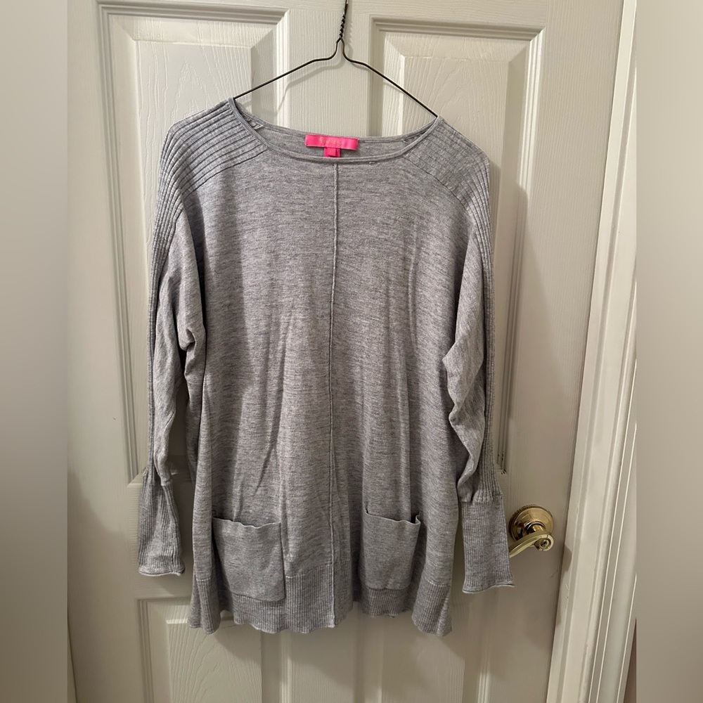 Lilly Pulitzer Grey Oversized Sweater. Size XS